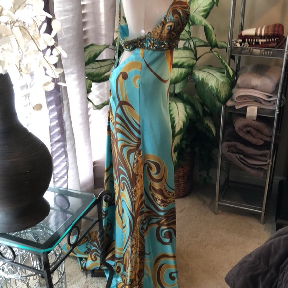 BG HAUTE evening/prom dress - Picture 5 of 8